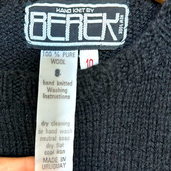 Vintage Berek hand-knit sweater vest - Picture 4 of 6